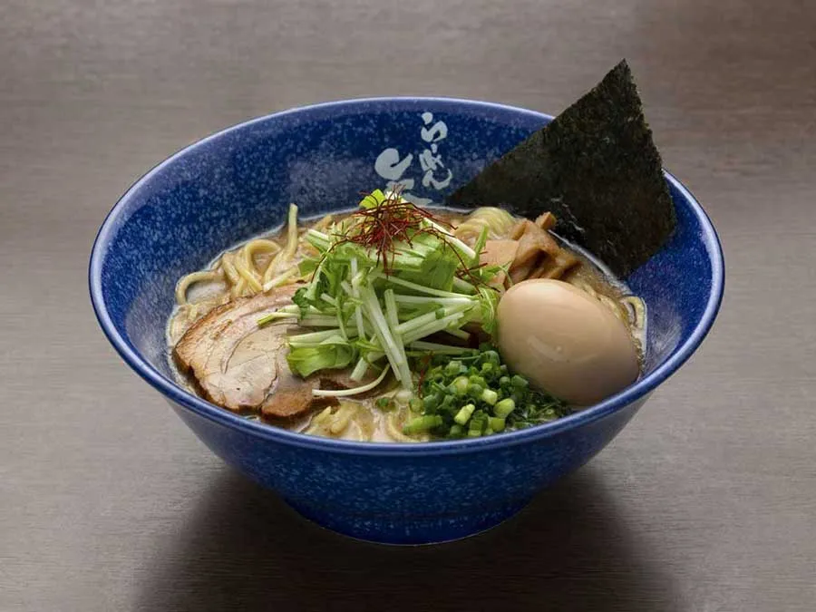 味たま魚介 / Bonito Tonkotsu Ramen with Egg